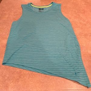 Women’s Nike tank top size medium large